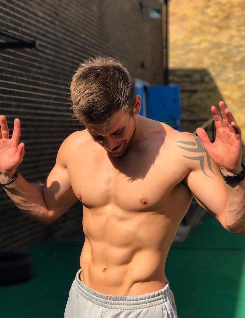 À la recherche de rires et de complicité à Nice ! rencontre-Gay-Nice