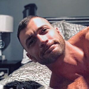 Rencontre hardcore gay à Bourgoin-Jallieu, sans tabou. Clarence 40, cherche mec open! Clarence - rencontre-BDSM-Bourgoin-Jallieu