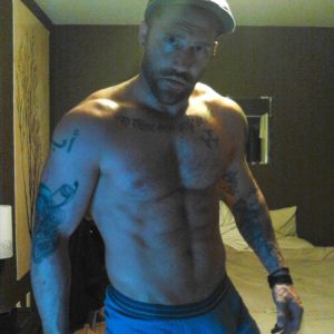 Mathis - rencontre-gay-paris-GtI3