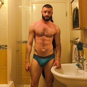 Karim - rencontre-Daddy-Beauvais