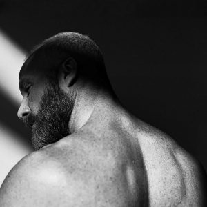 Ceux qui parlent fort sont souvent les plus… Armand - rencontre-Gay-Boulogne-Billancourt