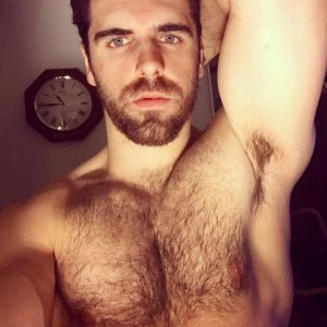 Sorti de chez le doc, pressé de sentir la vie Louis - rencontre-Gay-Versailles