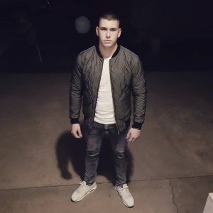 Kylian, 27 ans, prêt pour l’été Kylian - rencontre-Minet-Noisy-le-Grand