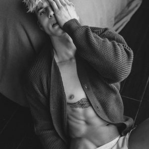 Je vibre pour des plaisirs intenses Florent - rencontre-Daddy-Massy