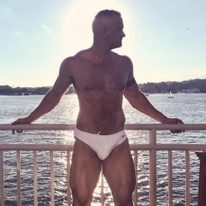 Besoin de me faire défoncer Bastien - rencontre-Gay-Pantin