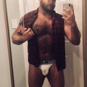 Envie de pimenter ma semaine à Vannes Sacha - rencontre-Gay-Vannes