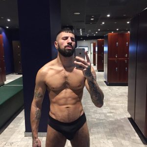 Faisons connaissance ce soir Clément - rencontre-Daddy-Bordeaux
