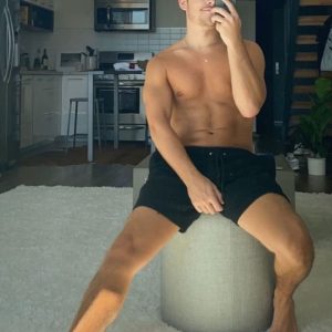 Douche coquine ce soir Ethan - rencontre-Gay-Châlons-en-Champagne