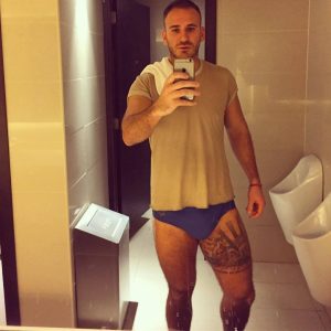 Envie d’une rencontre passionnée ce soir Victor - rencontre-Gay-Mantes-la-Jolie
