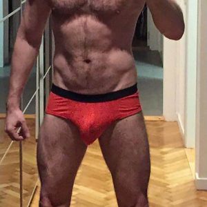 Un mec qui a juste envie de s’éclater ! Thibault - rencontre-Gay-Nantes