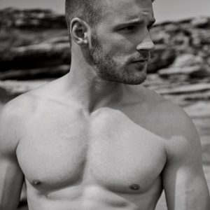 Je suis à deux doigts de péter un câble, faut que je baise Arthur - rencontre-Gay-Compiègne